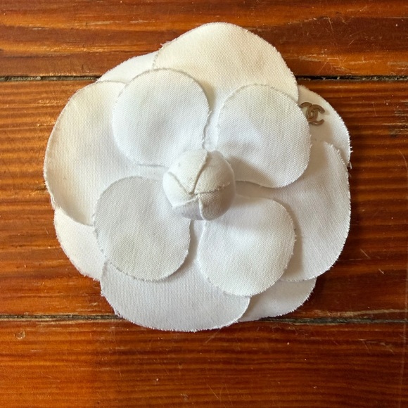 CHANEL Accessories - Authentic Chanel Chic White Camelia Flower Brooch